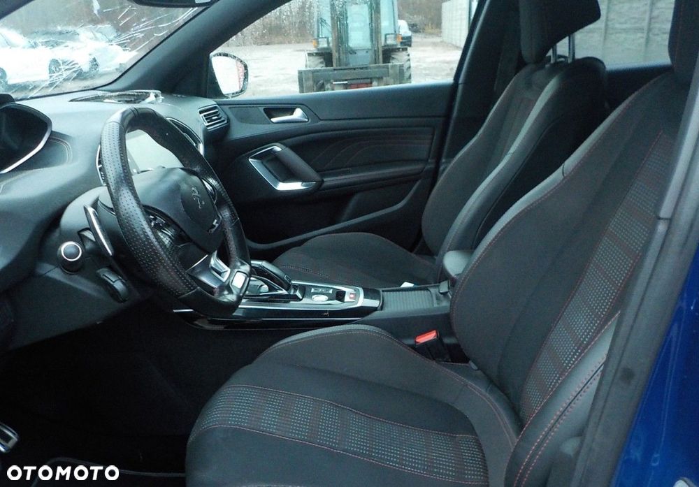Peugeot 308 - 22