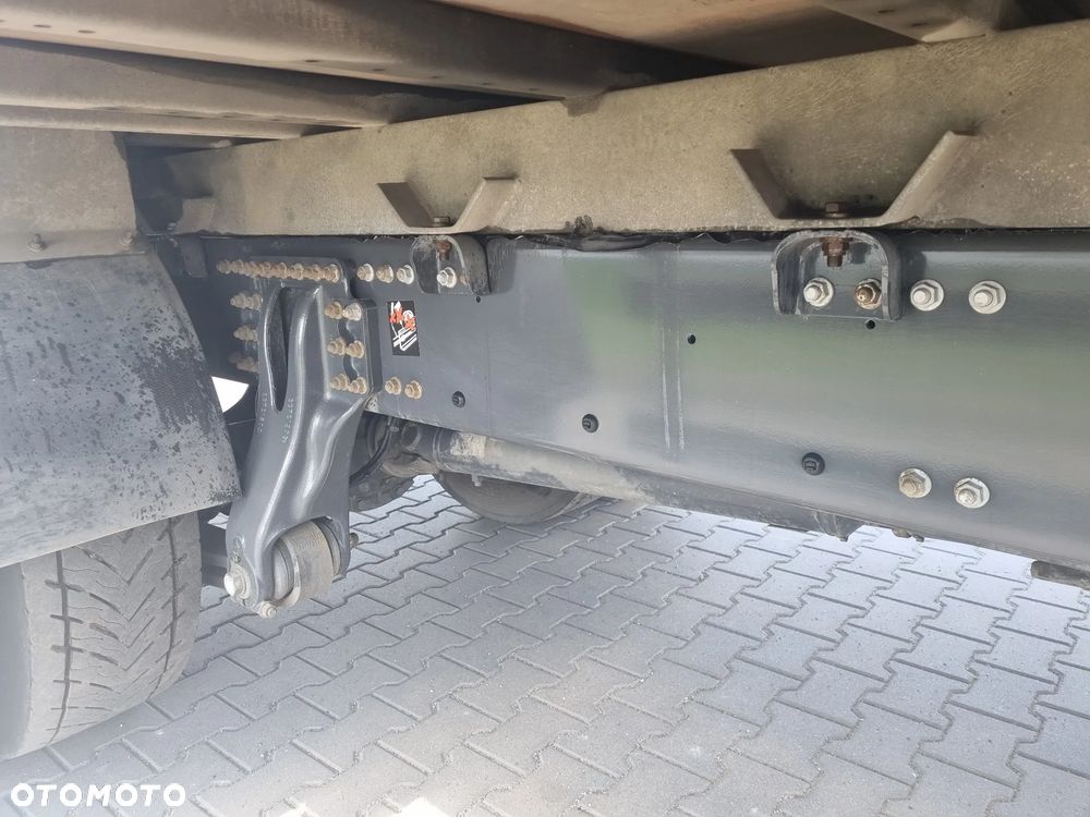 Renault D 18 D19  Premium - 9