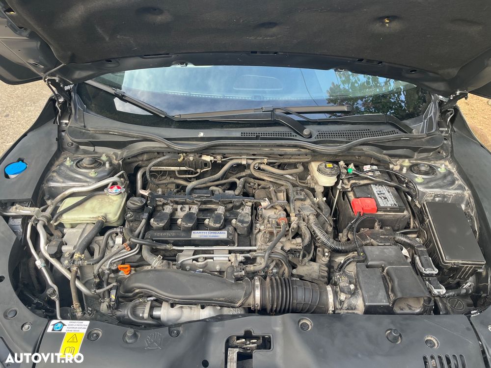 Honda Civic 1.5 i-VTEC Turbo CVT Prestige - 28