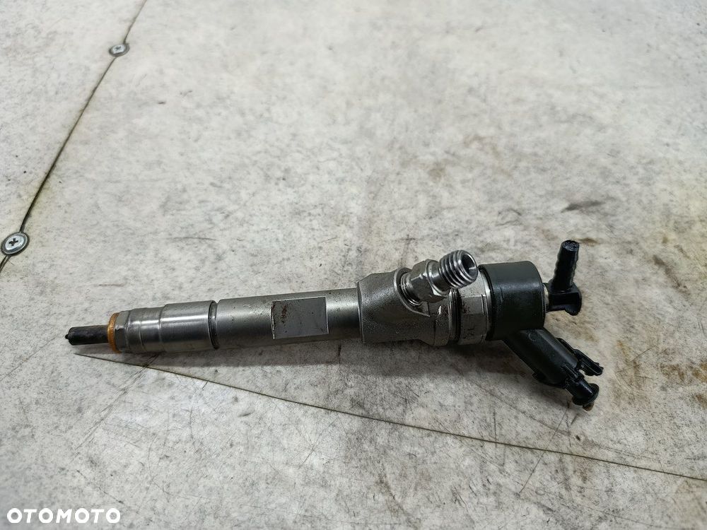 WTRYSKIWACZ RENAULT SCENIC III H82778396 0445110328  BOSCH 1.9 DCI - 7