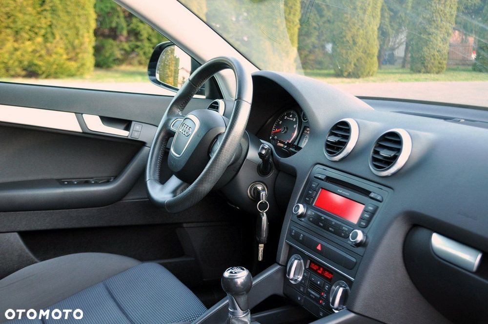 Audi A3 Sportback - 18