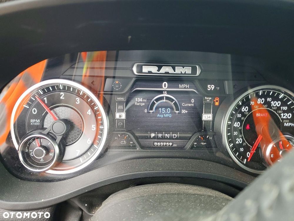 RAM 1500 5.7 Crew Cab Limited - 10
