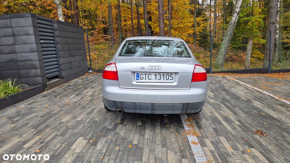 Audi A4 Limousine - 5