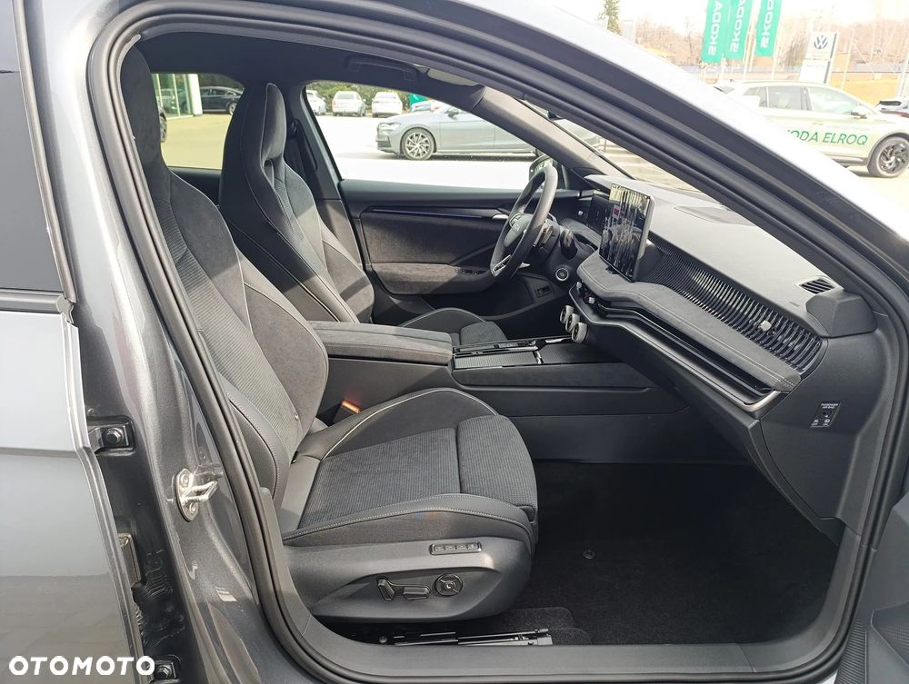 Skoda Superb 2.0 TSI Sportline DSG - 17