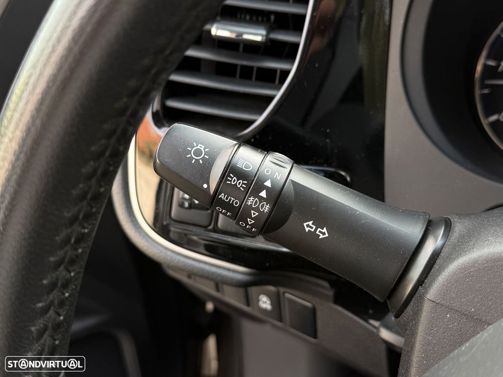 Mitsubishi Outlander 2.2 DI-D 4WD Intense - 6