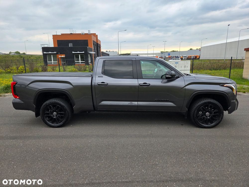 Toyota Tundra - 4