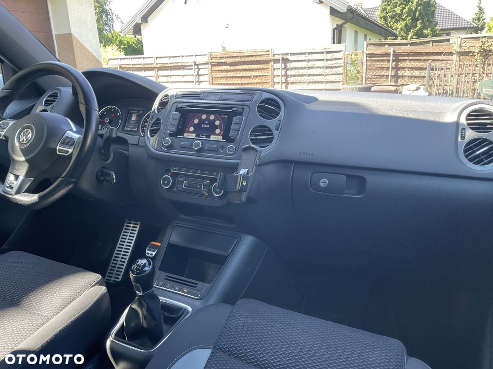 Volkswagen Tiguan 2.0 TDI DPF 4Motion BlueMotion Technology Sport & Style - 32