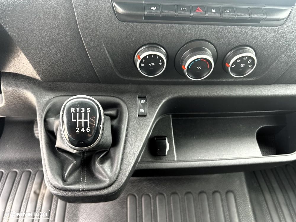 Renault Master L2H2 GRAND CONFORT DCI 135cv BVM6 - 20