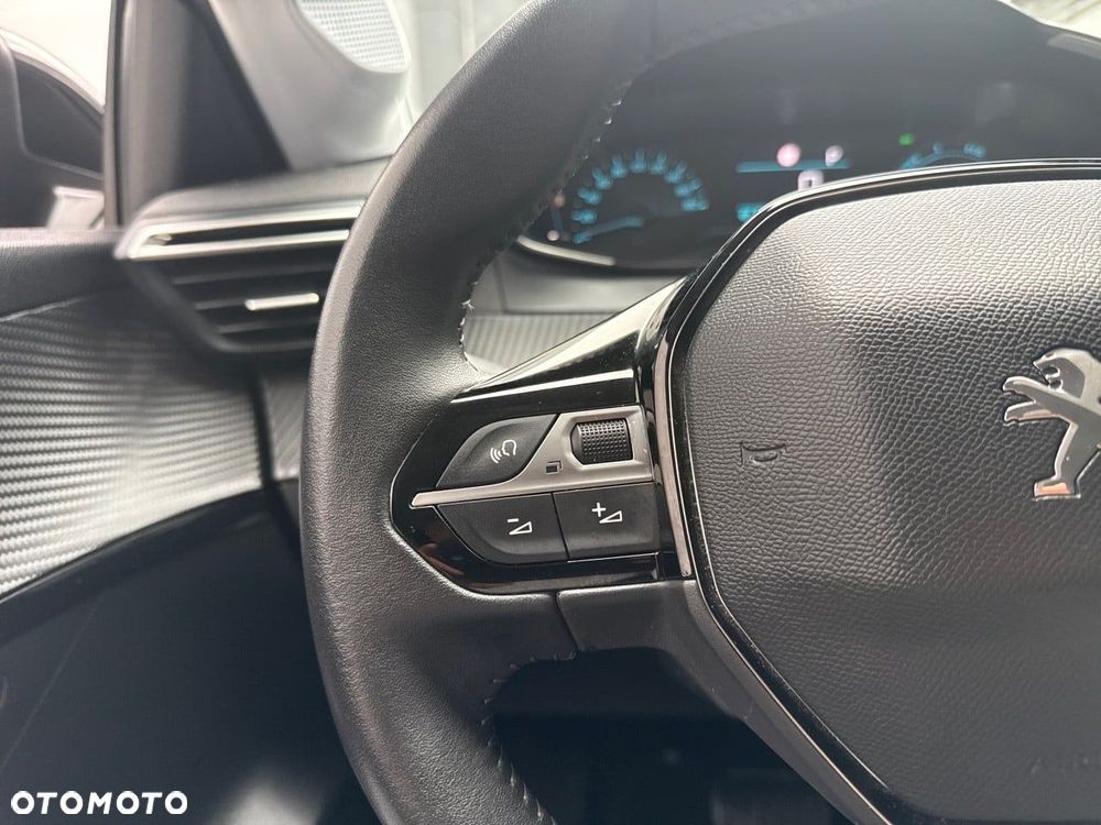 Peugeot 208 50kWh Active - 16