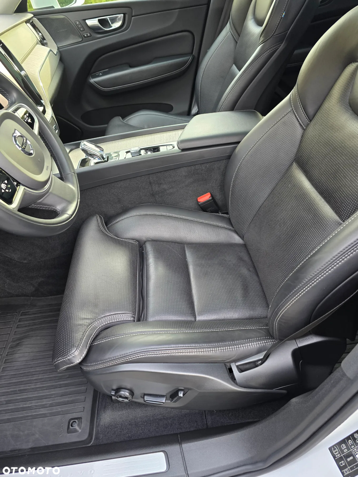 Volvo XC 60 - 13
