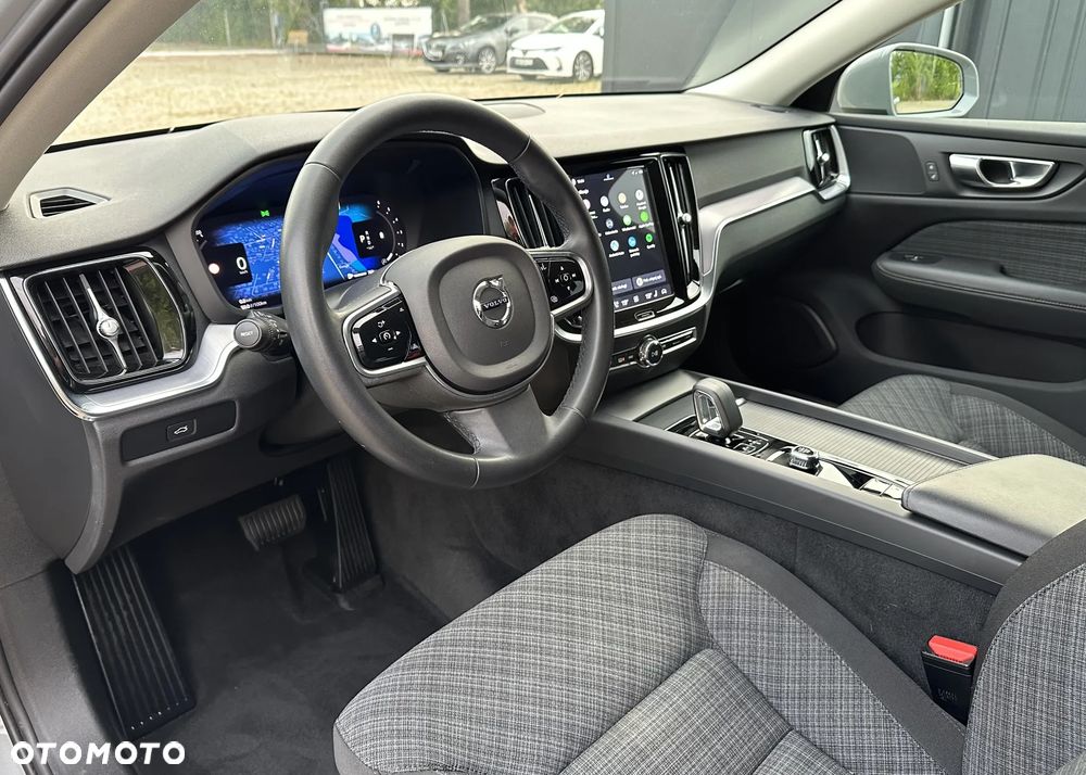 Volvo V60 Cross Country - 7