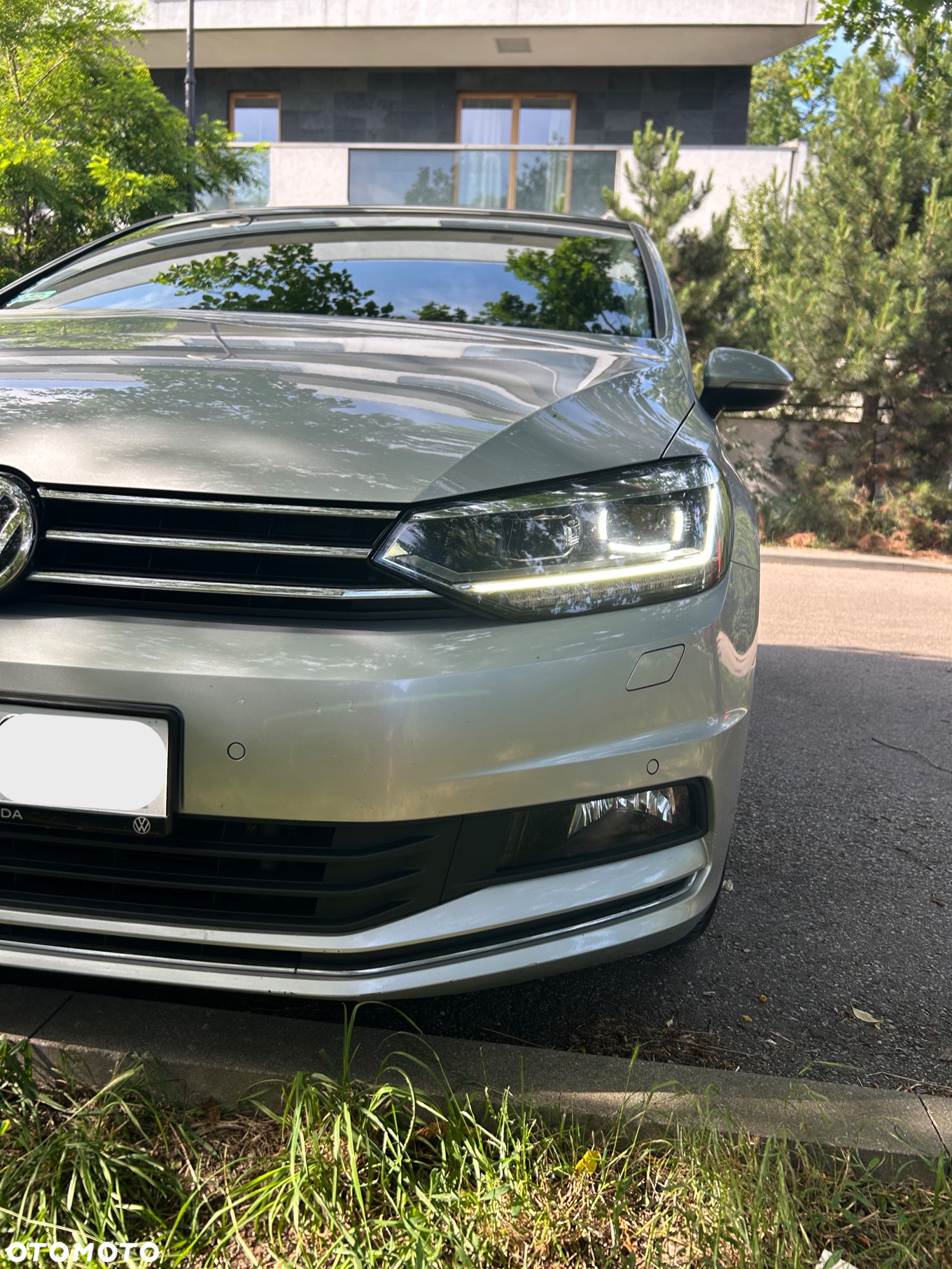 Volkswagen Touran 2.0 TDI BMT Highline DSG - 16