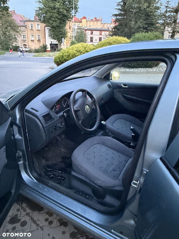 Skoda Fabia - 5