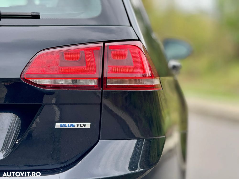 Volkswagen Golf 1.6 BlueTDI DSG Comfortline - 9