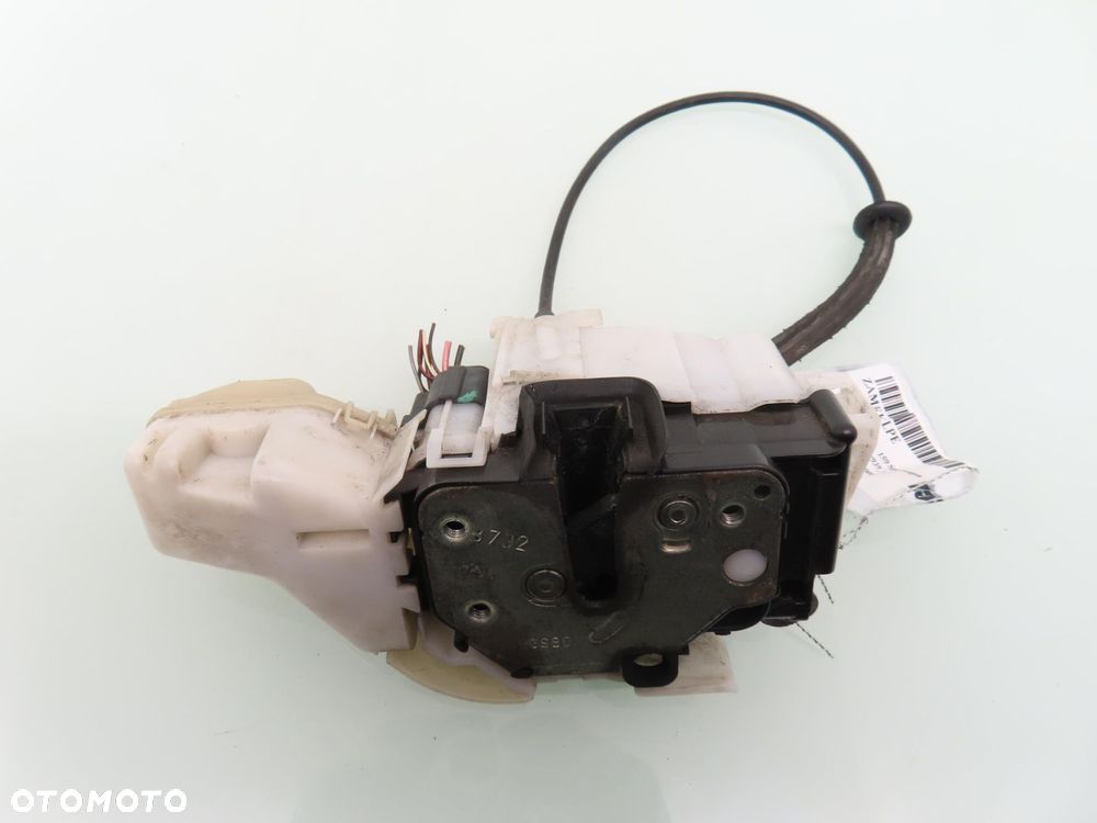 ZAMEK LEWY PRZEDNI ALFA ROMEO 159 7 PIN 50513056 - 2