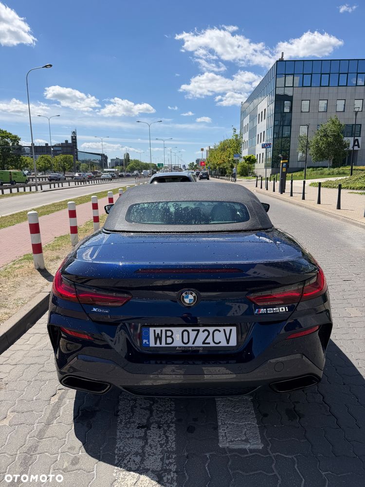 BMW Seria 8 - 16