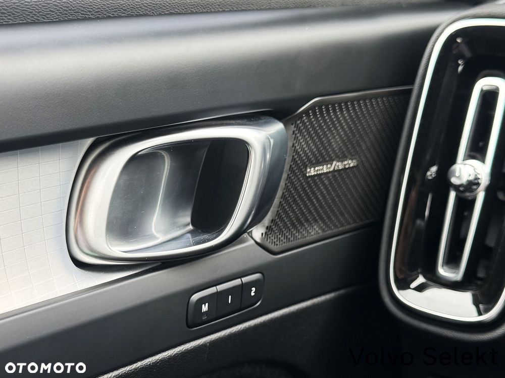 Volvo XC 40 - 36
