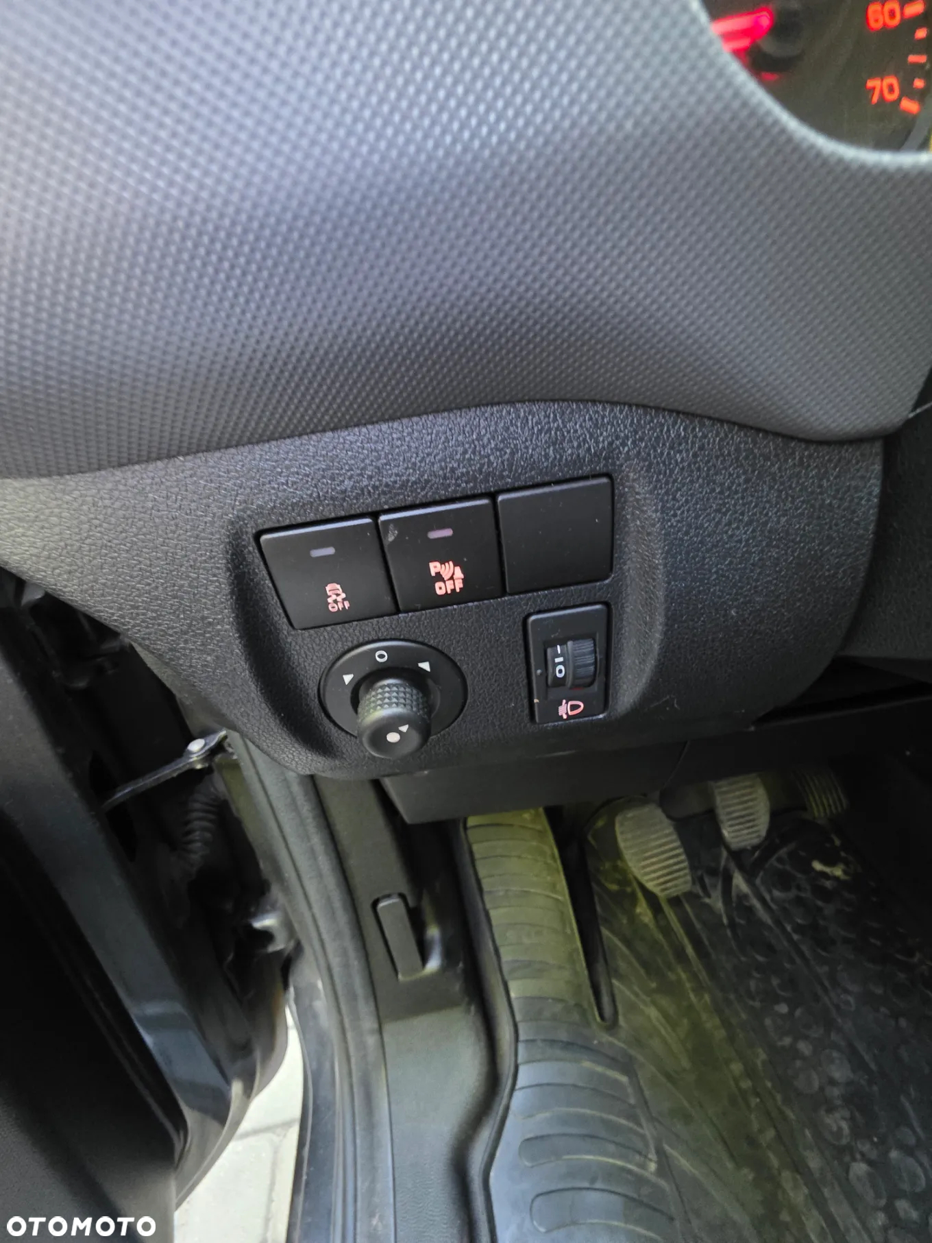 Citroën BERLINGO - 17