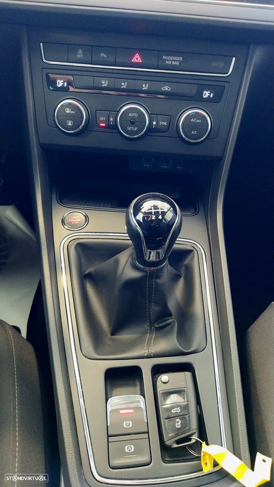SEAT Leon 1.6 TDI Style S/S - 12