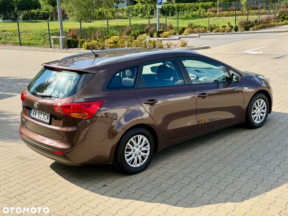 Kia Ceed - 6