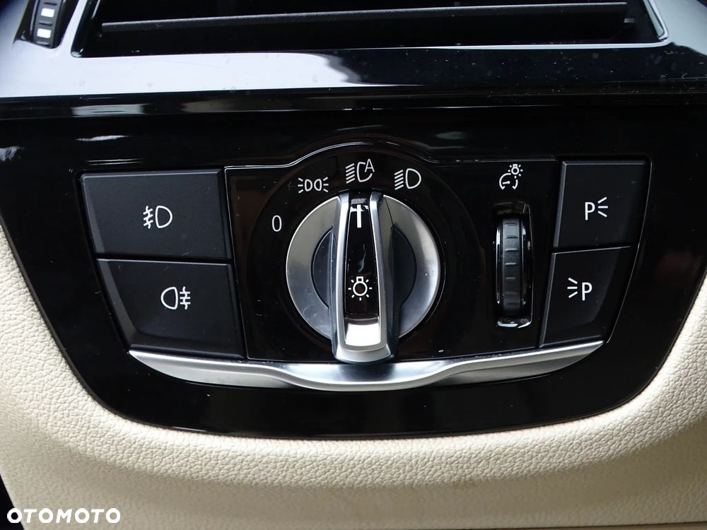 BMW Seria 5 530d xDrive M Sport sport - 27