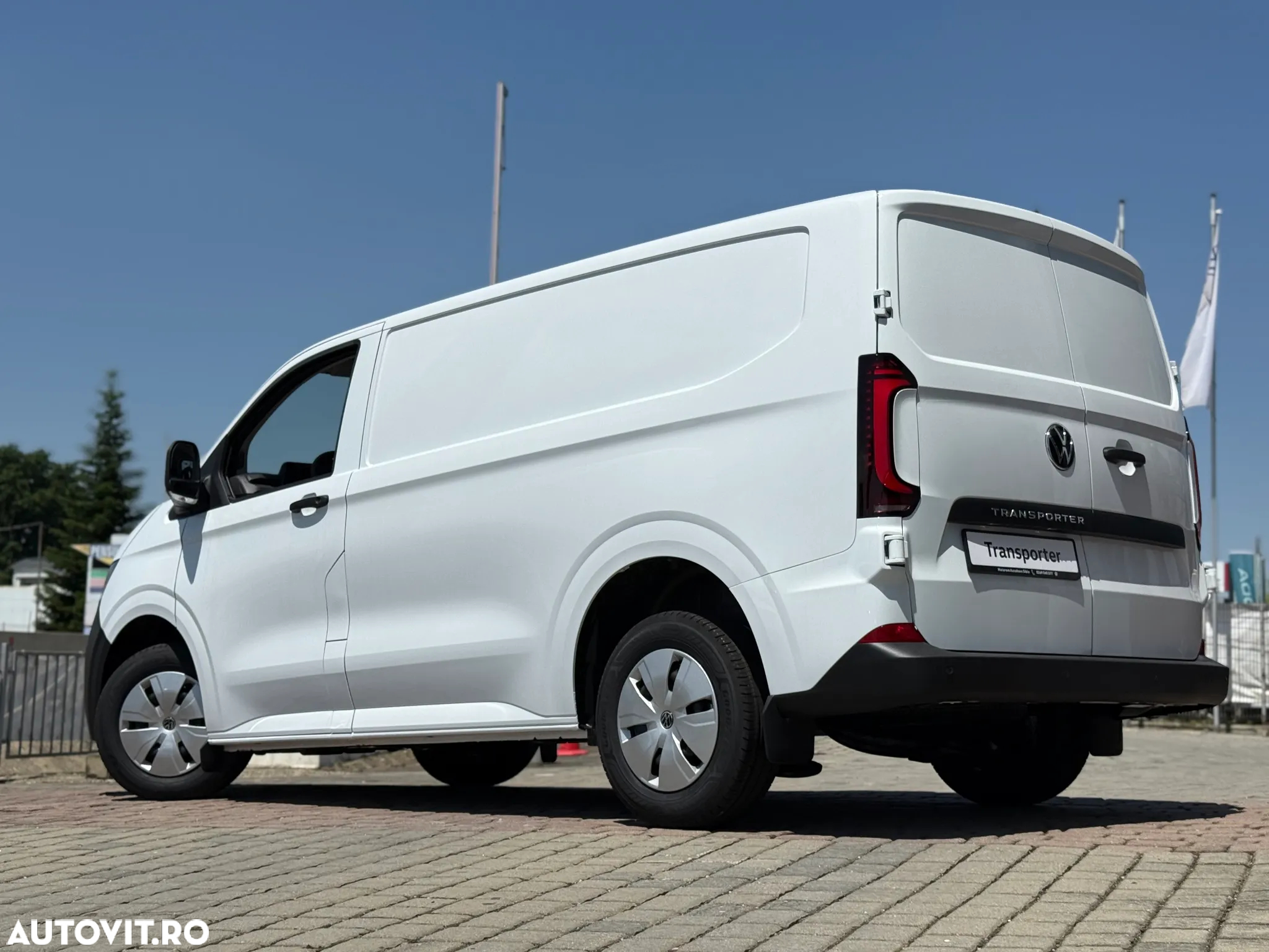 Volkswagen Transporter - 9