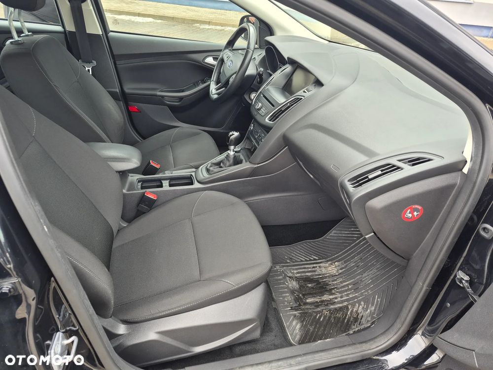 Ford Focus 1.5 TDCi DPF Start-Stopp-System Business - 14