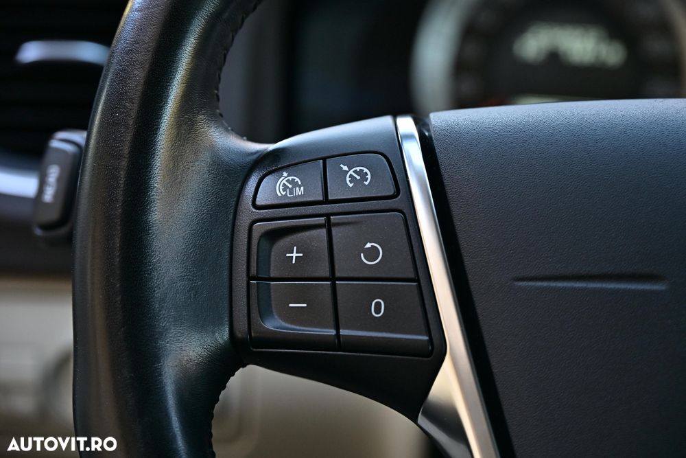 Volvo S60 D3 Geartronic - 20