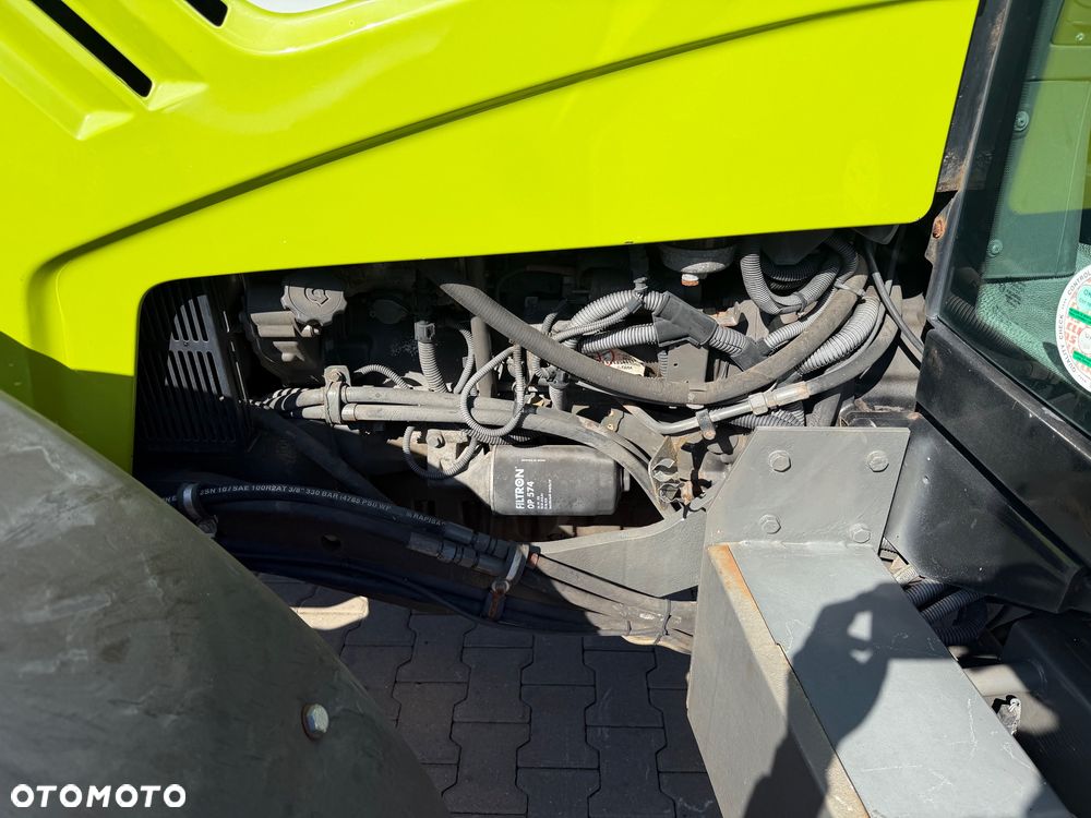 Claas Axos 320 - 10