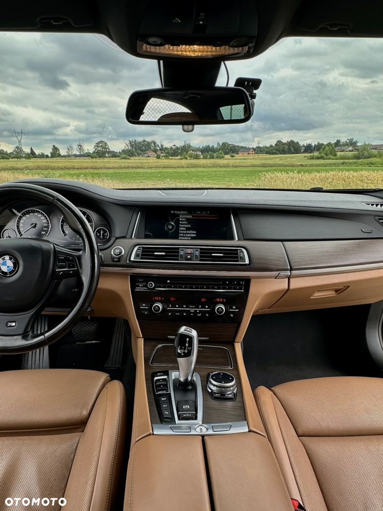 BMW Seria 7 750d xDrive - 36