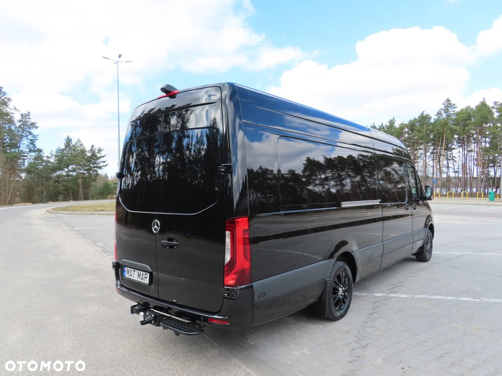 Mercedes-Benz Sprinter 319 CDI 190 KM 9G-Tronic Automat Model 907 AMG Panamericana GT AMG Furgon Blaszak Ekstra Długi LONG MAXI + 4800 mm Zawieszenie Tylne Pneumatyczne Adaptacyjne WZMACNIANY Rozstaw Osi 4325 mm Ładowność 941 Kg HAK 2800 Kg FULL Opcja Wyposażenia Stan Auta Nowy Jak Z Salonu OKAZJA DOSTEPNY I GOTOWY - 4