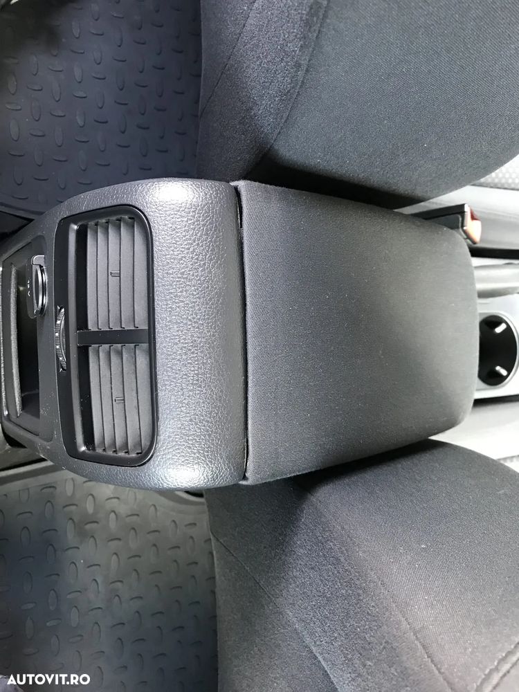 VOLKSWAGEN Jetta 2011 — imagine 36