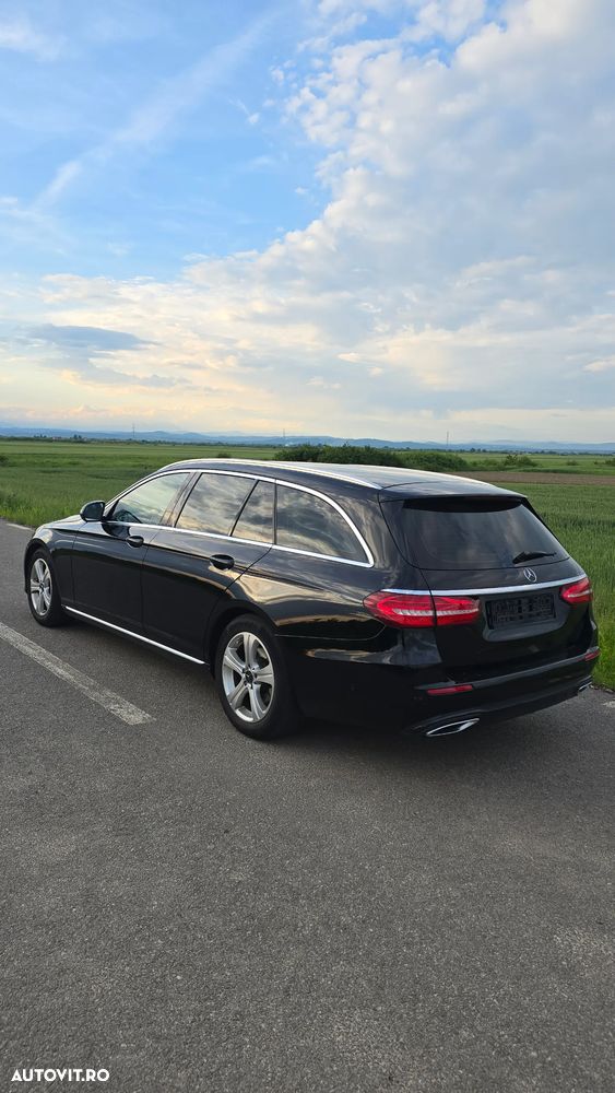 Mercedes-Benz E 220 d 9G-TRONIC AMG Line - 10