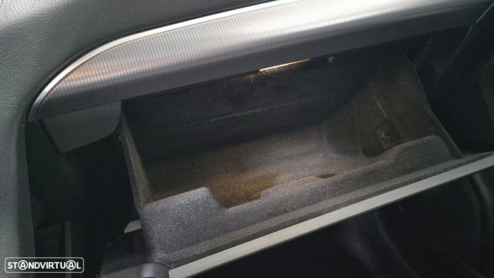 Ford S-Max 1.5 Eco Boost Start-Stopp TITANIUM - 23