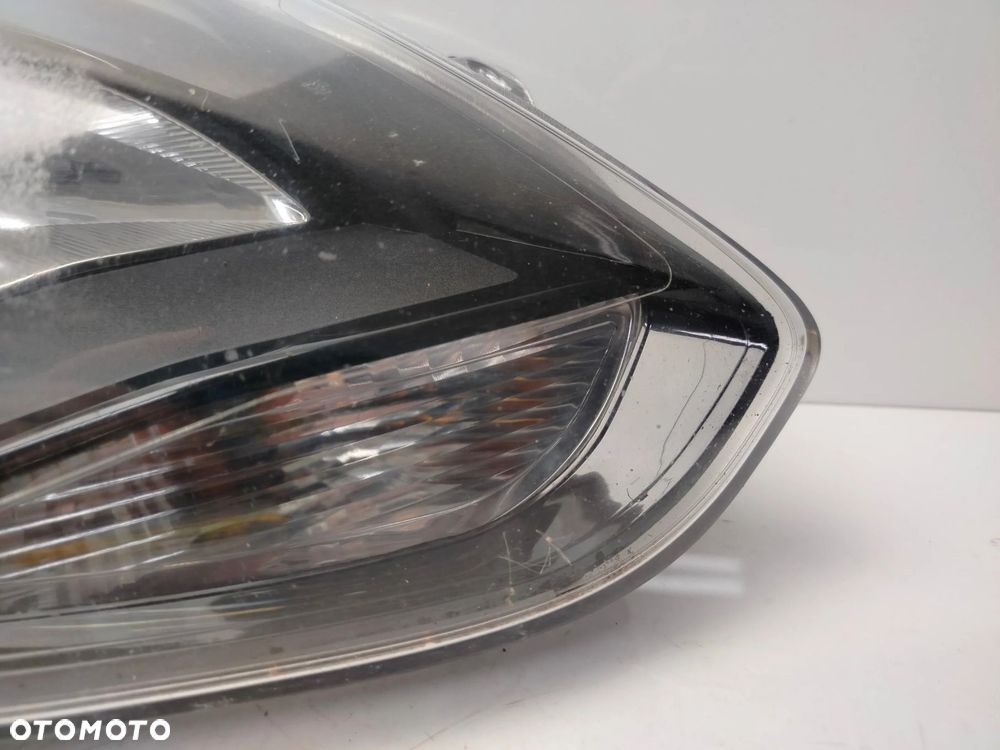 FORD FOCUS MK3 10R- REFLEKTOR LAMPA PRAWY PRZÓD PRAWA PRZEDNIA - 2