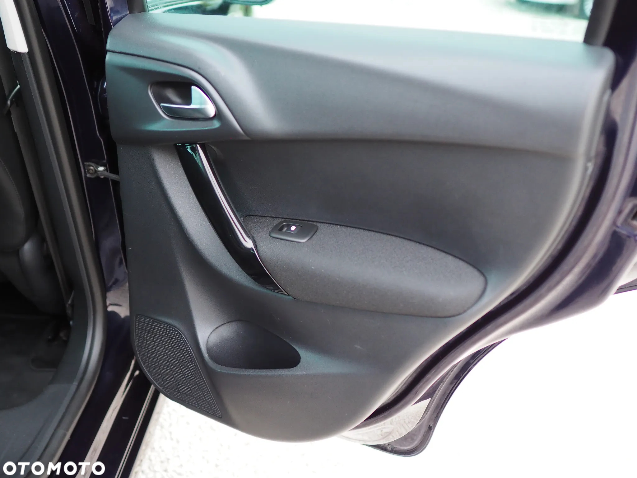 Citroën C3 Pure Tech (VTi) 82 Exclusive - 22