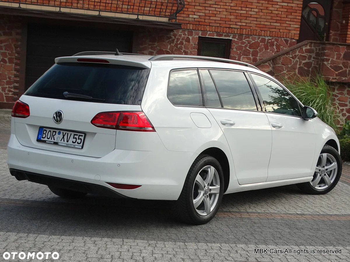 Volkswagen Golf 1.6 TDI BlueMotion Technology Comfortline - 13