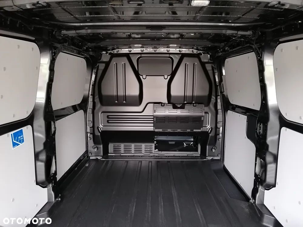 Ford CUSTOM VAN LIMITED - 10