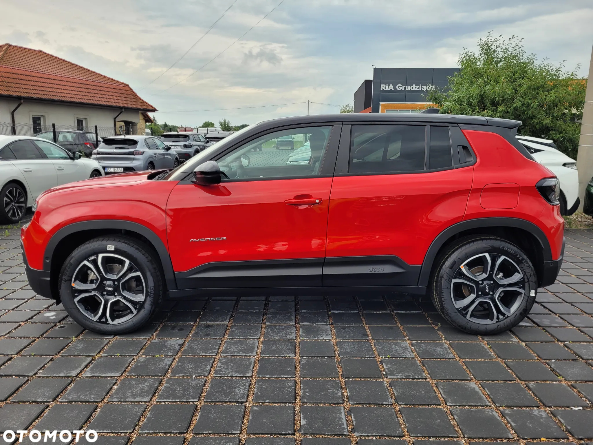 Jeep Avenger 54kWh Summit - 3