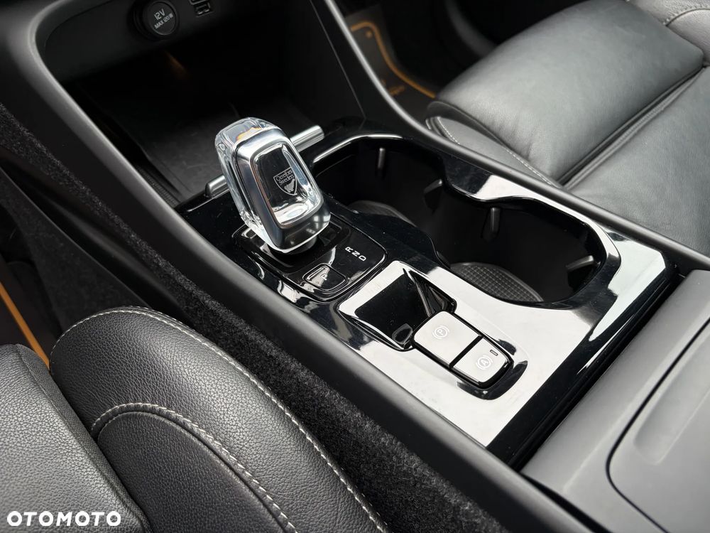 Volvo XC 40 D3 SCR Inscription - 31