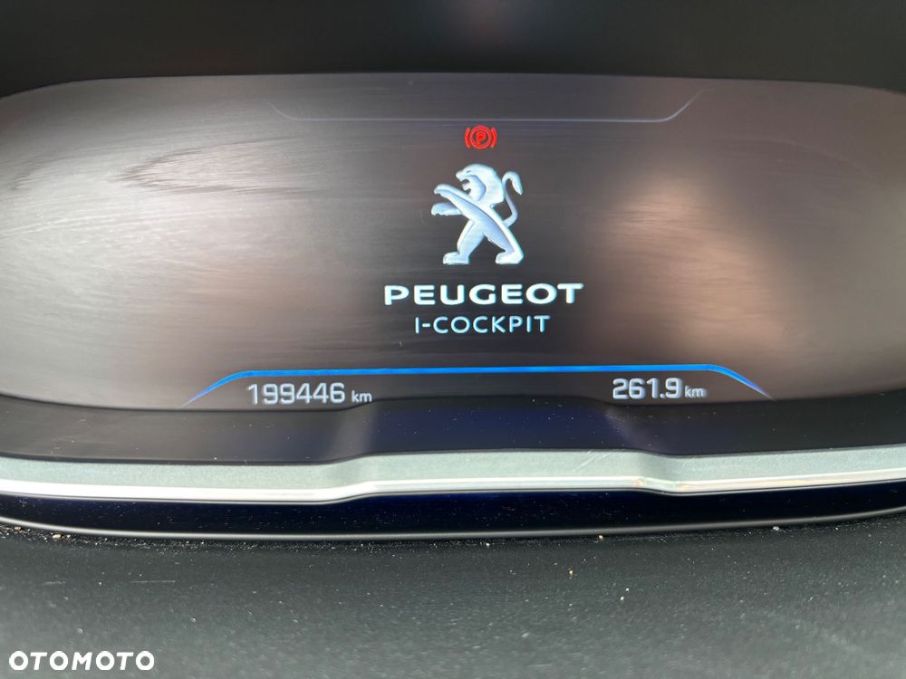 Peugeot 5008 BlueHDI 120 EAT6 Stop & Start Allure - 23