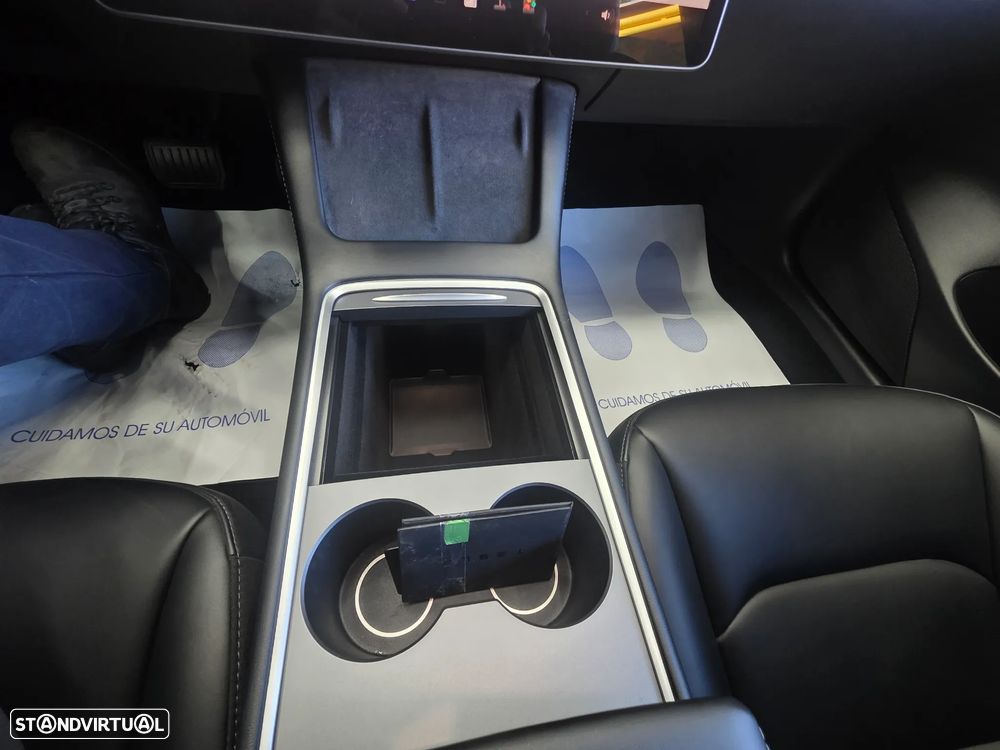 Tesla Model 3 Tração Traseira - 35