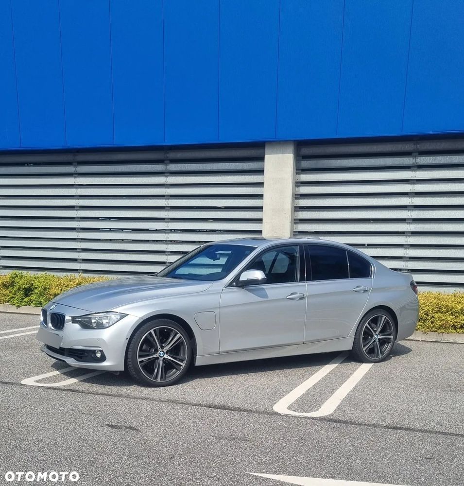 BMW Seria 3 330e iPerformance Luxury Line - 2