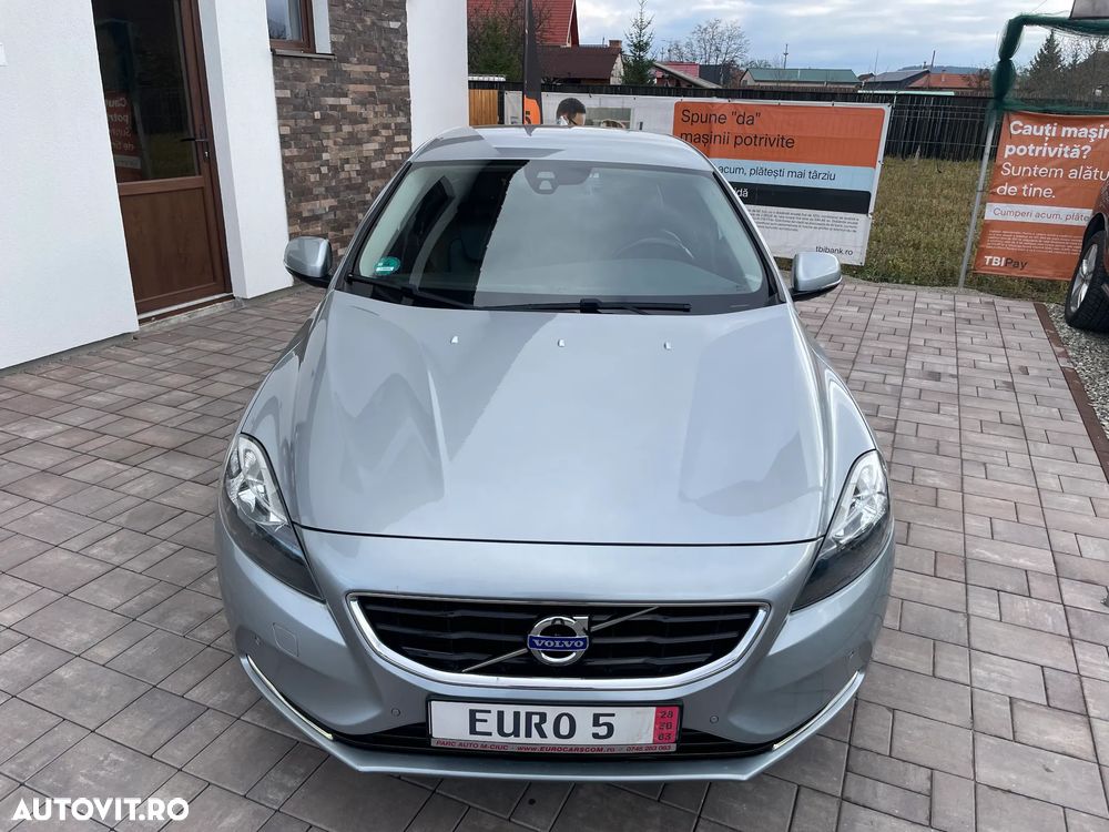 Volvo V40 - 11