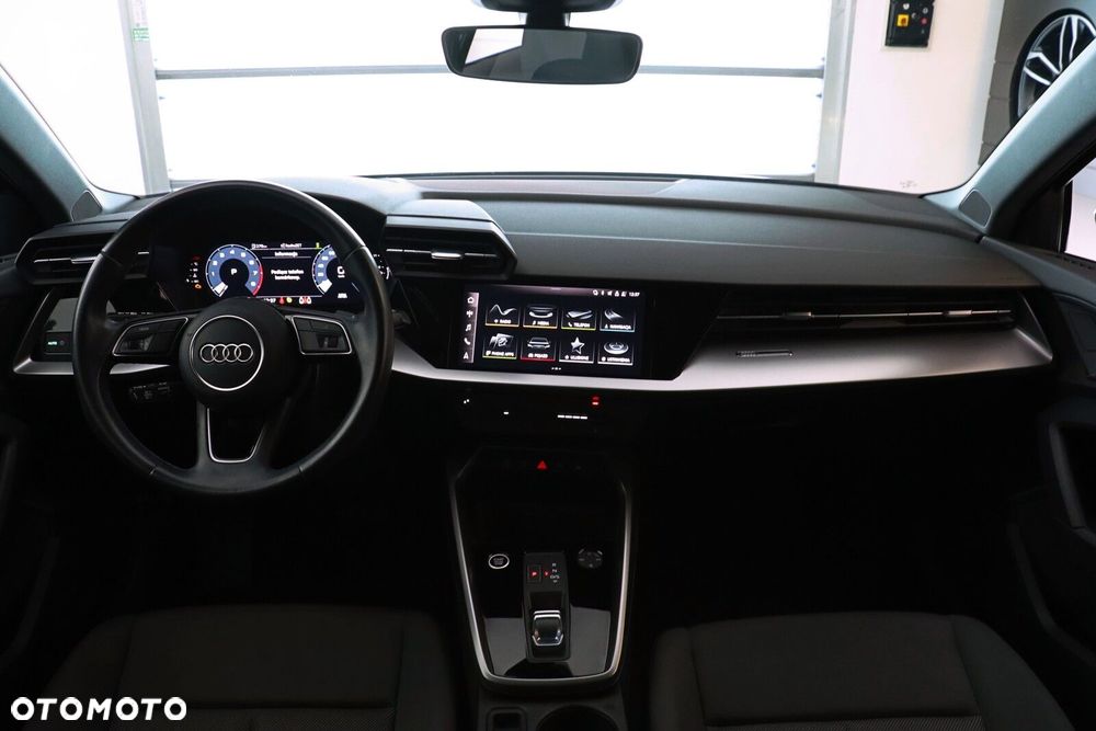 Audi A3 Sportback - 16