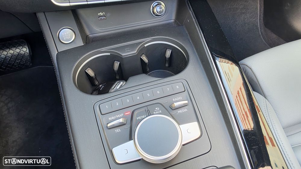 Audi A5 Cabrio 40 TDI S line S tronic - 38