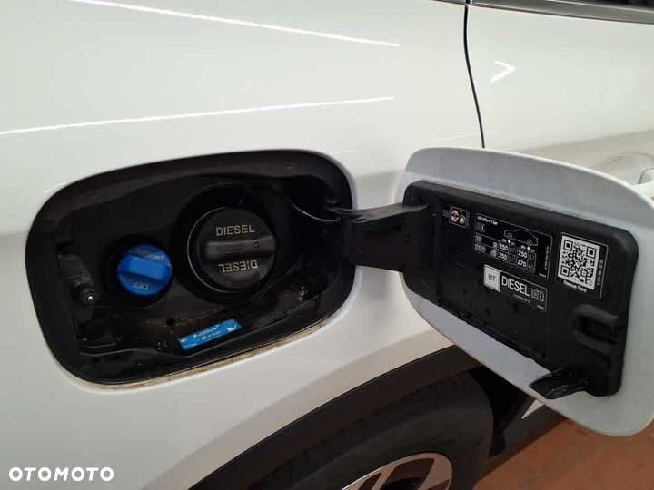 Mercedes-Benz GLC 220 d 4Matic 9G-TRONIC Edition Avantgarde - 11