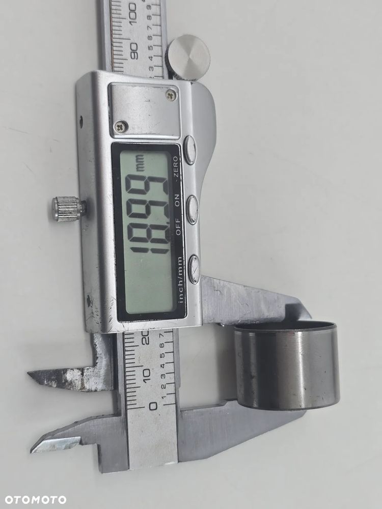 SZKLANKA ZAWOROWA  HONDA CB 1000R  SC80 CBR 600 CBR 1000 CBR 900 - 8