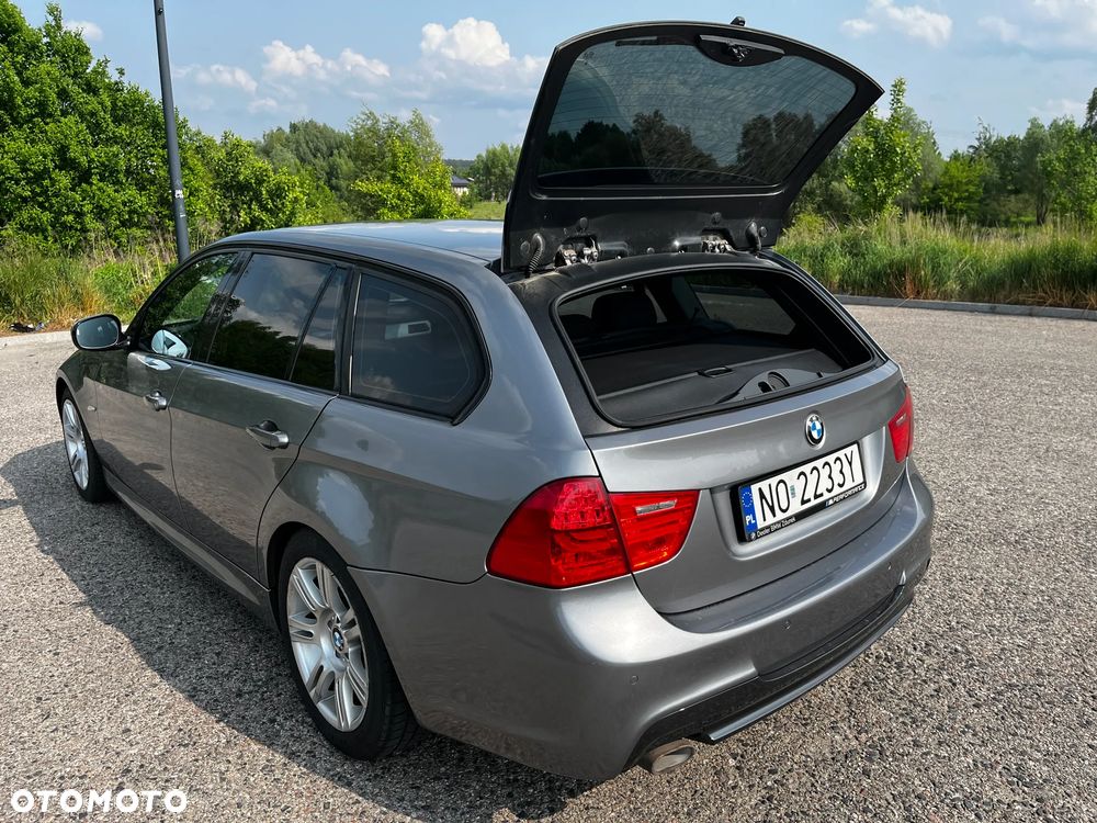 BMW Seria 3 318d Touring Sport Line - 25