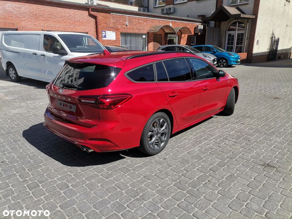 Ford Focus 1.0 EcoBoost mHEV ST-Line X - 3